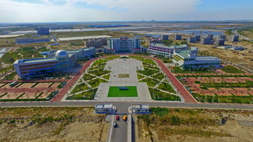 潍坊市中小学生示范性综合实践基地.jpg